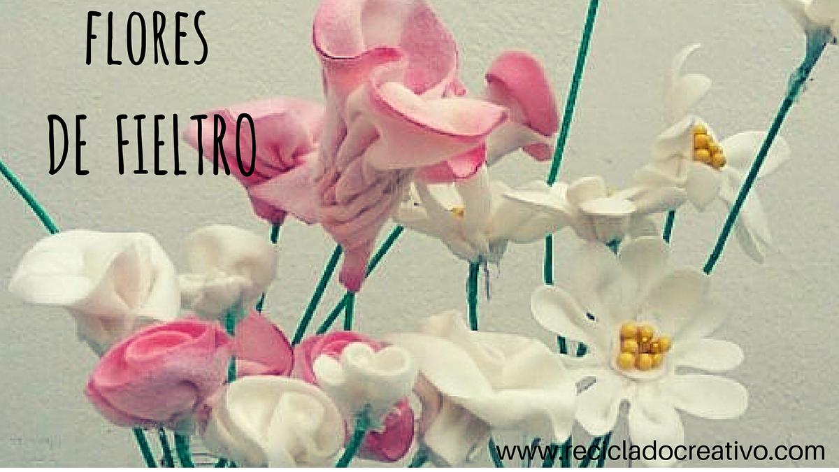 Flores rosas de fieltro realizadas con retales