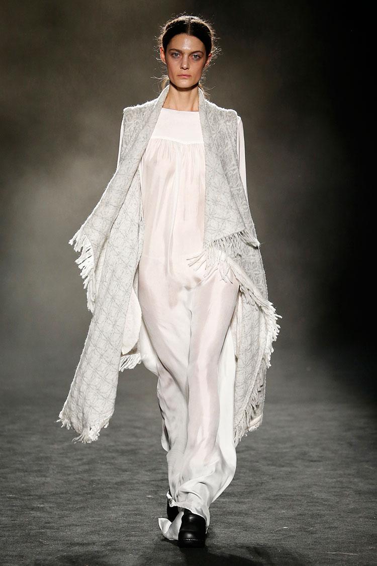 Homelifestyle-Magazine-080-Barcelona-Fashion-Yerse