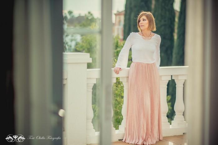 Look con Falda Rosa Plisada