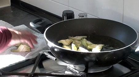 Calamares con Alcachofas28