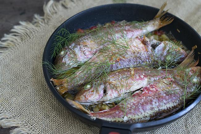 salmonetes al horno con verduras