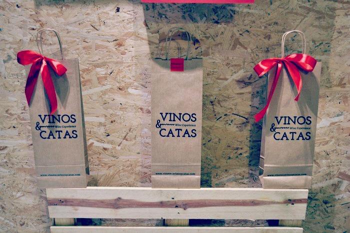 El Balcón de Alicia, Kachonwaa, cata, maridaje, fresas, chocolate, Noches de Vino y Fresas, brindis, Estilo para hombre, El blog de Cruella,