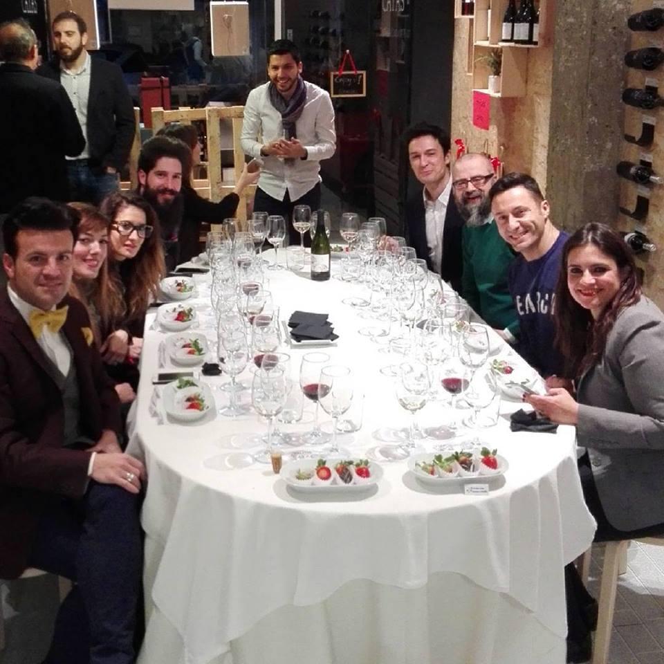 12742823_615379101948107_3328394865856459071_n