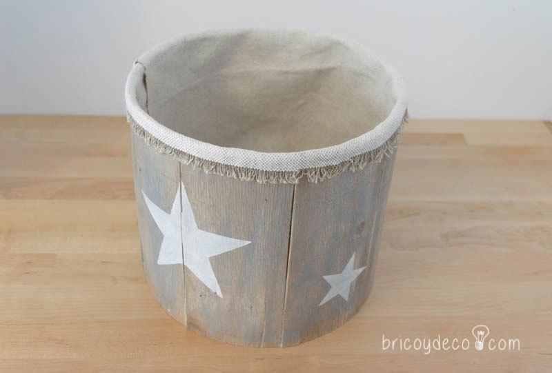 caja para los ovillos reciclando una lata