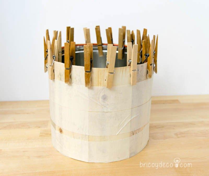 forrar lata con madera de caja de fruta