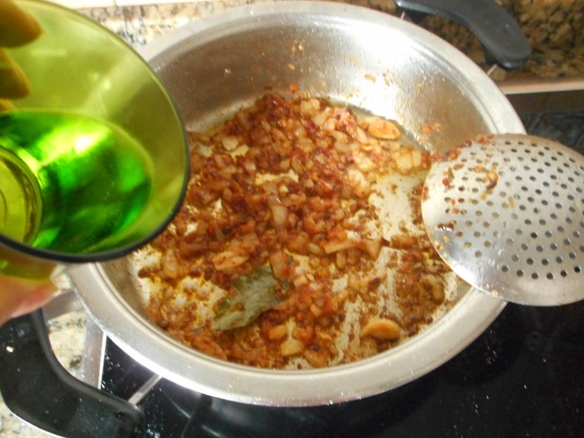 alcachofas salsa de almendras