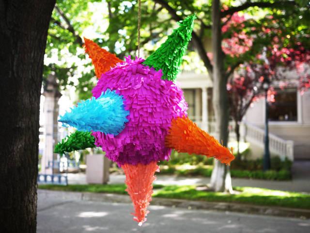 Piñata con papel mache