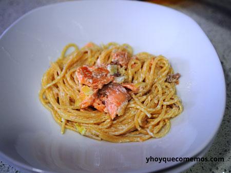receta-de-espaguetis-con-salmón-ahumado