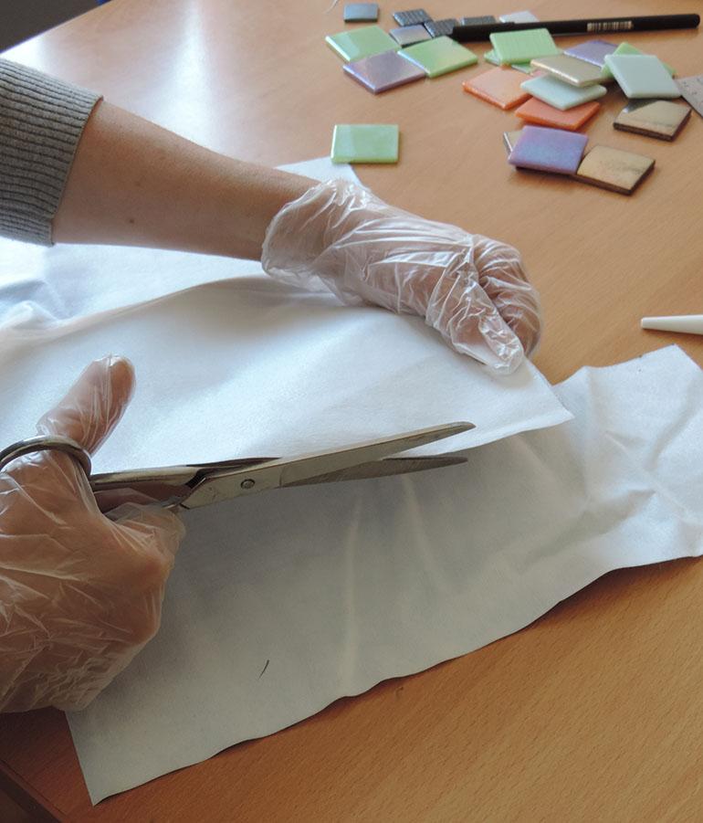 mantel individual con teselas Recortar el hule