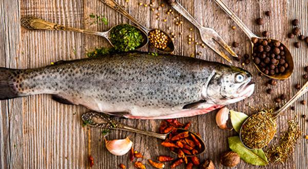 pescado trucha con especias