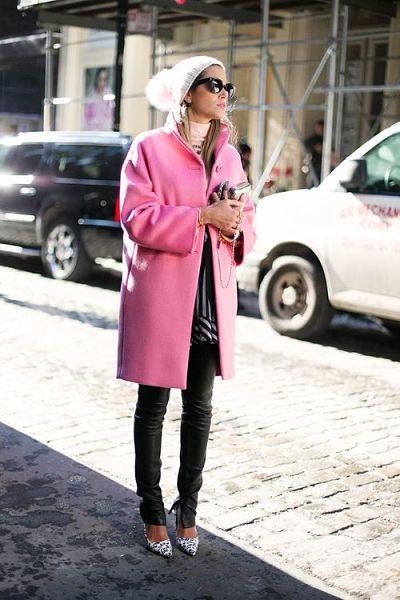 Oversized pink coat | Petite Girl