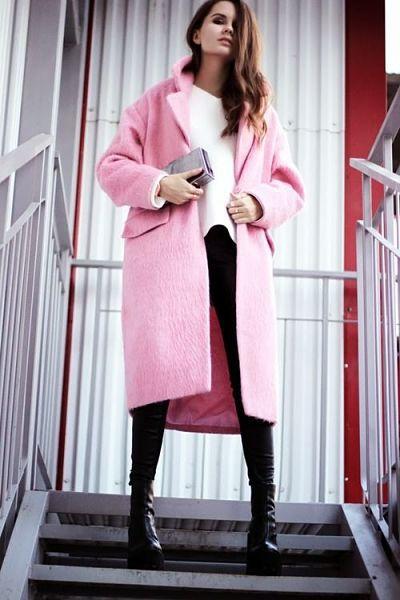 A dusty pink coat and 4 looks | Petite Girl