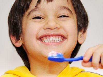 cepillado de dientes para niños