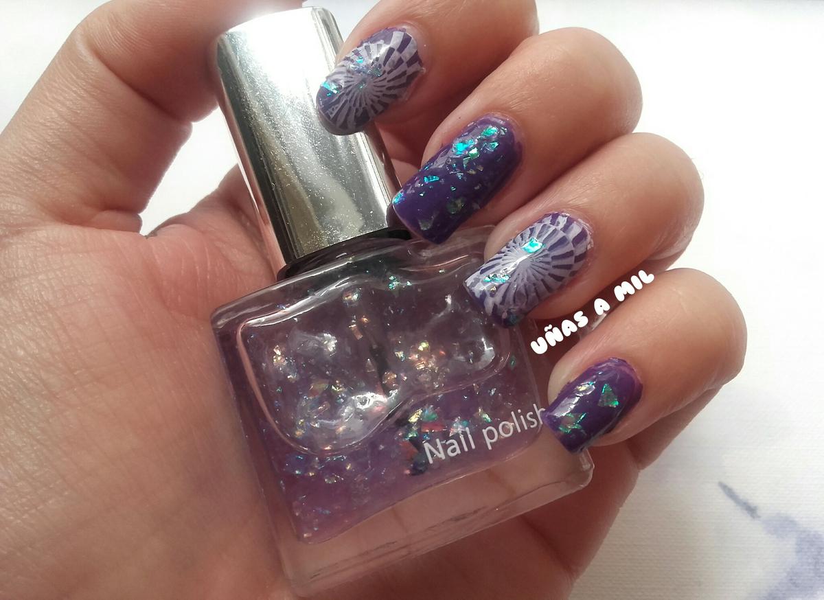 diseño_decoración_uñas_nail_art_morado_estampación_esmalte_brillos_cristalizado_tiger (1)