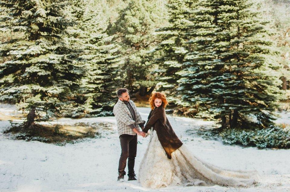 Una boda invernal por Blanco y Caramelo en All Lovely Party