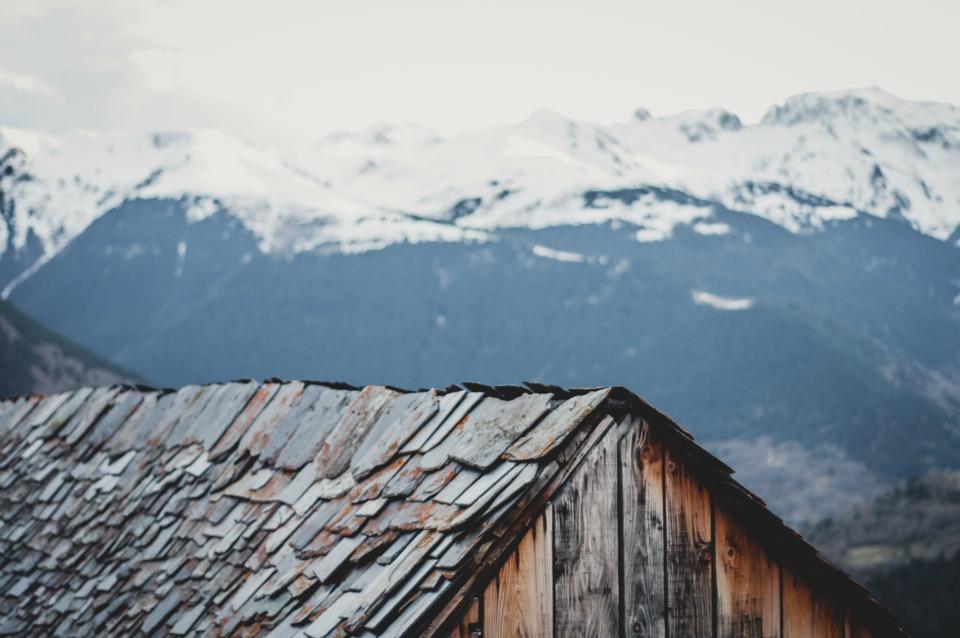 Una boda invernal por Blanco y Caramelo en All Lovely Party