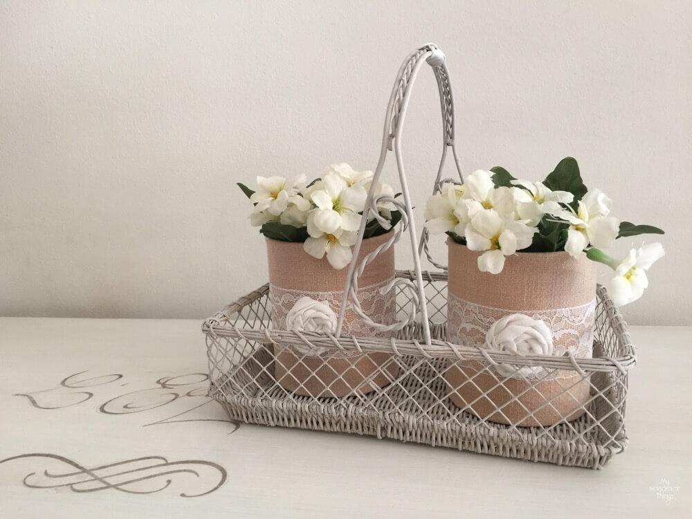 Fabric wrapped tins to get some pretty vases, and easy and cheap DIY