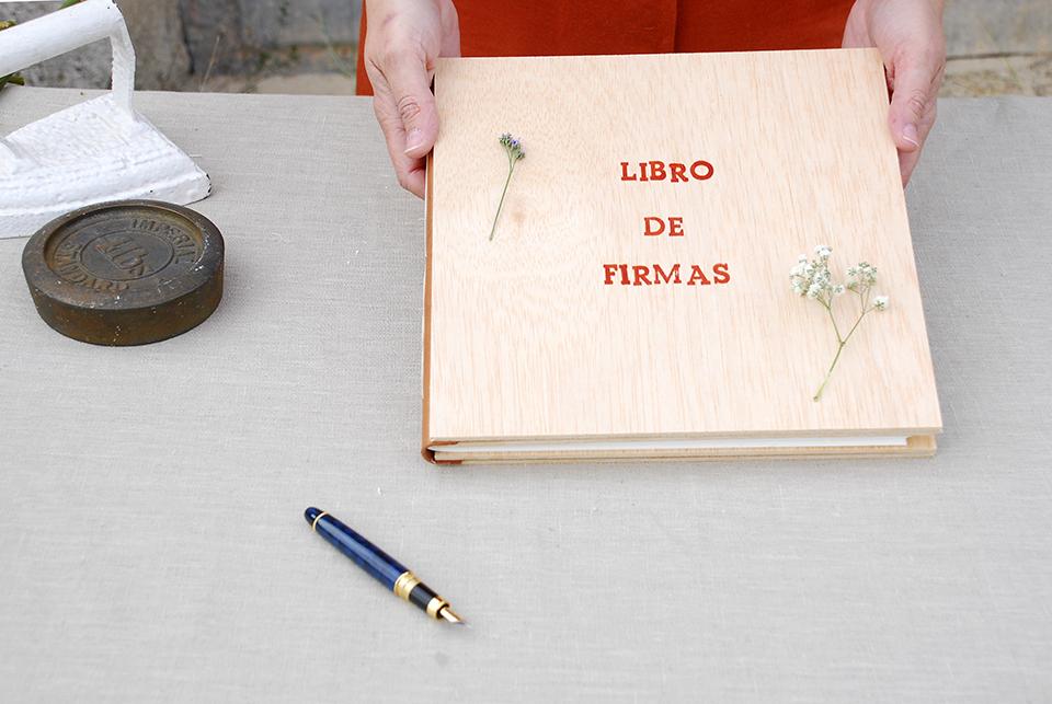 Crea tu propio libro de firmas 