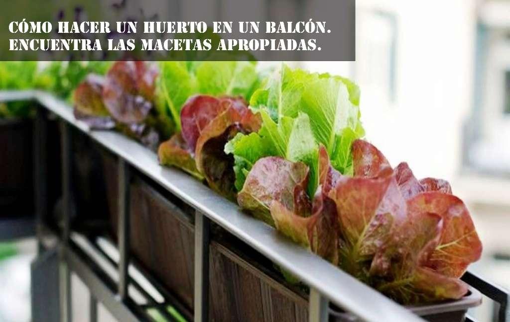 macetas en barandillas de balcon