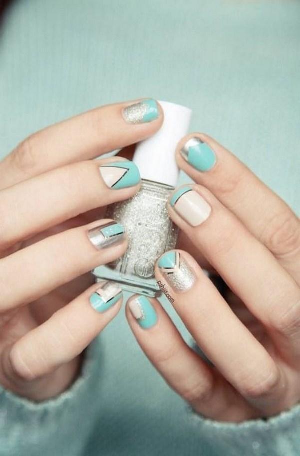 diseños de uñas metalizadas a 3 colores