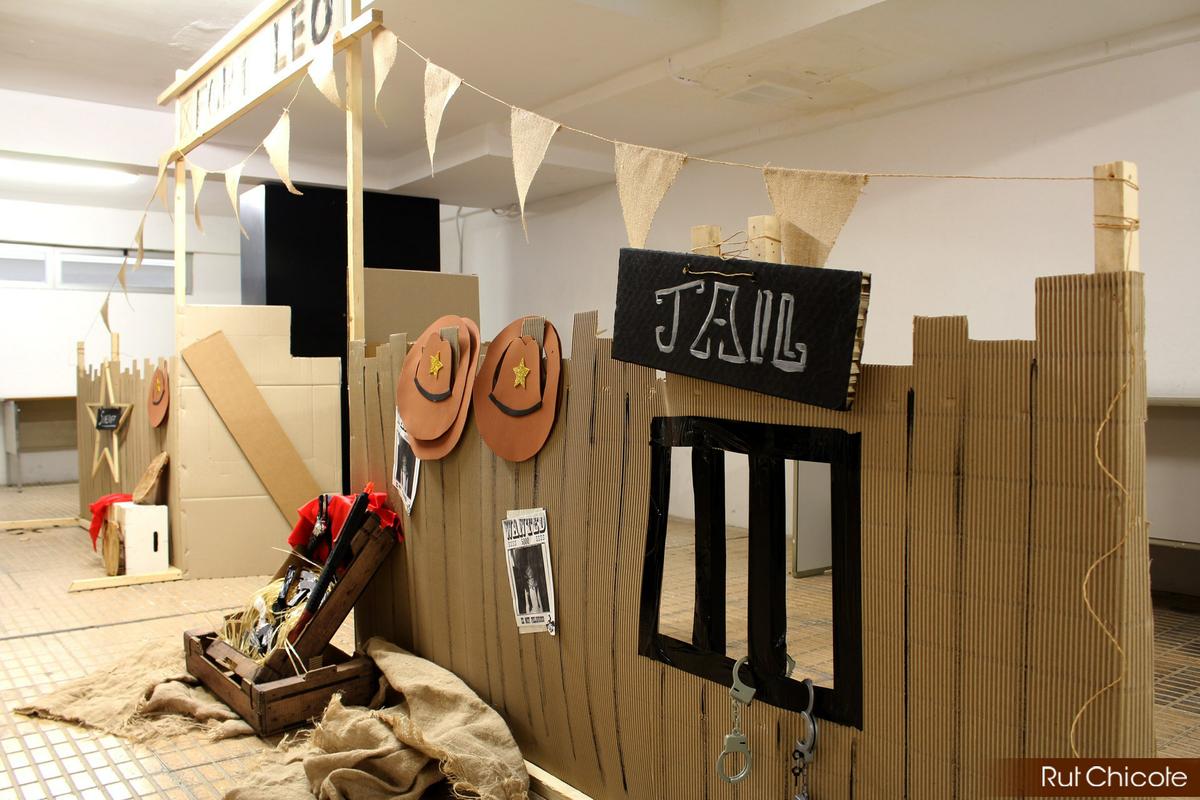 Cumpleaños-tematico-fuerte-de-vaqueros