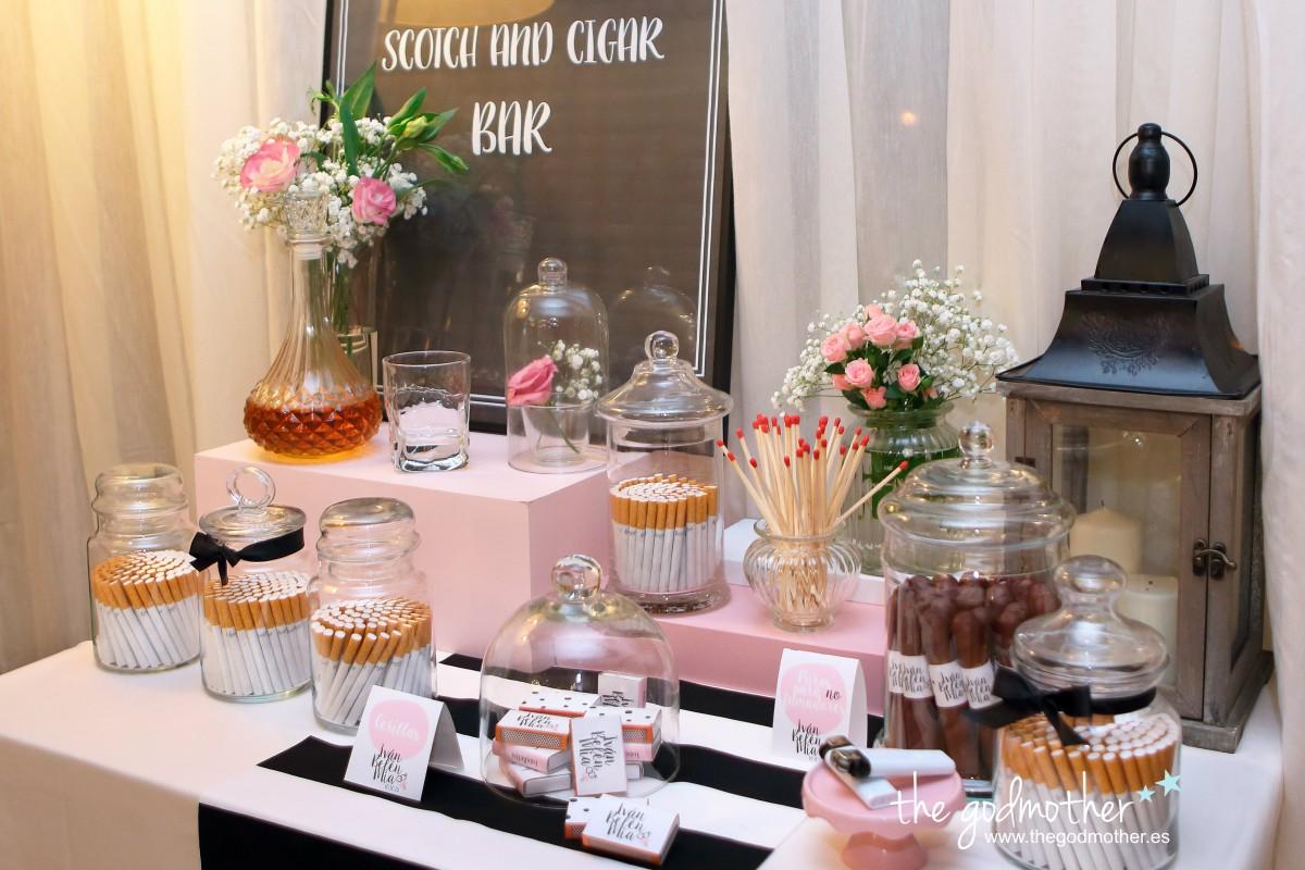 cigar corner shabby chic rosa, blanco y negro