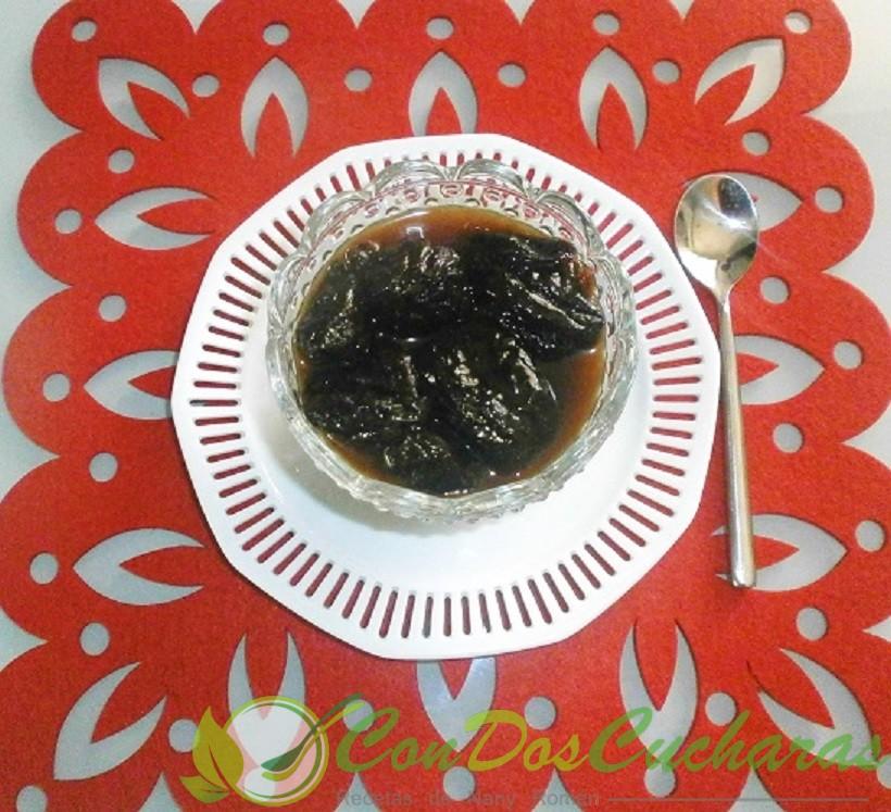 Ciruelas pasas a la sidra