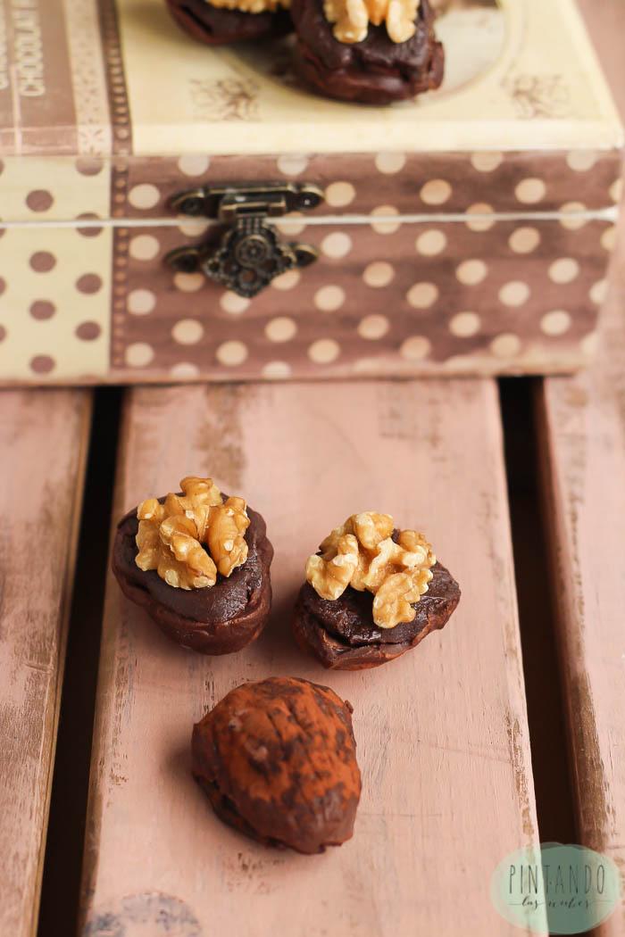 Cómo hacer nueces de chocolate