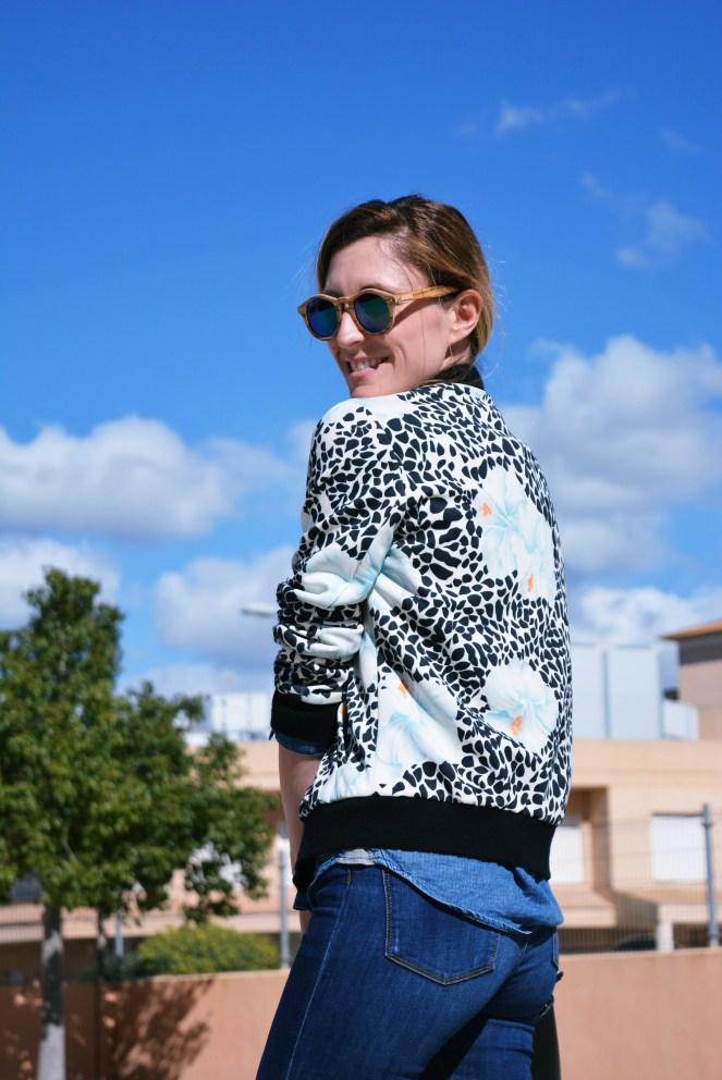 CAZADORA BOMBER + DENIM bomber jacket paula casielles 5