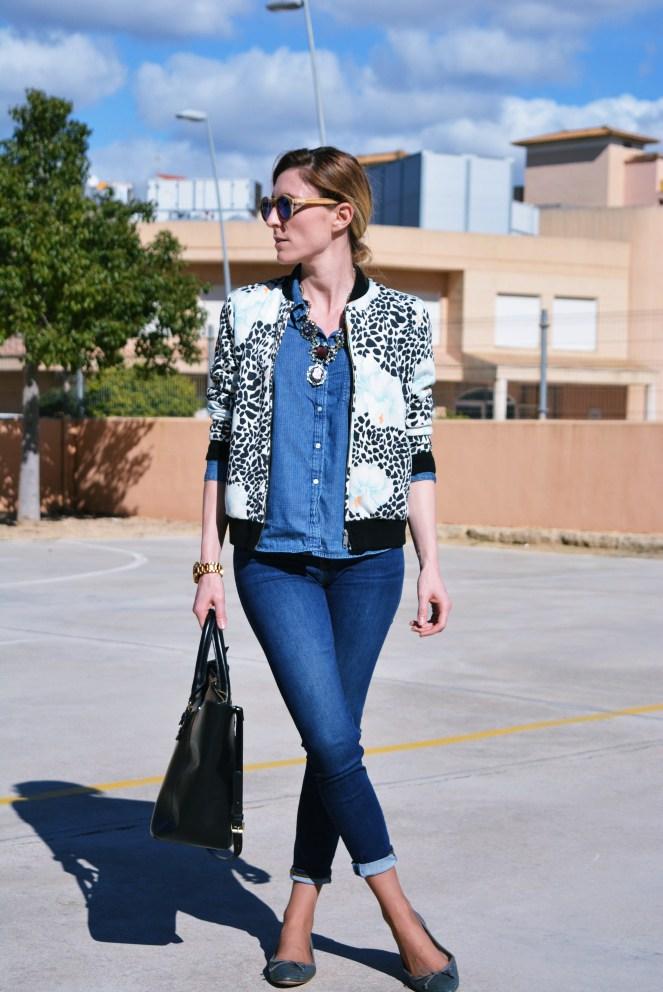 CAZADORA BOMBER + DENIM bomber jacket paula casielles p
