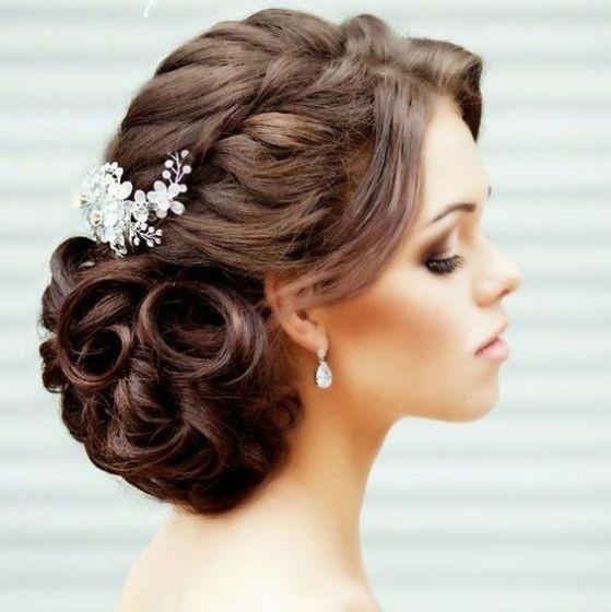 pelo recogido romantico