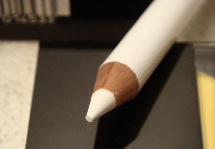 Lápiz de ojos blanco, Las botas de Nancy Sinatra