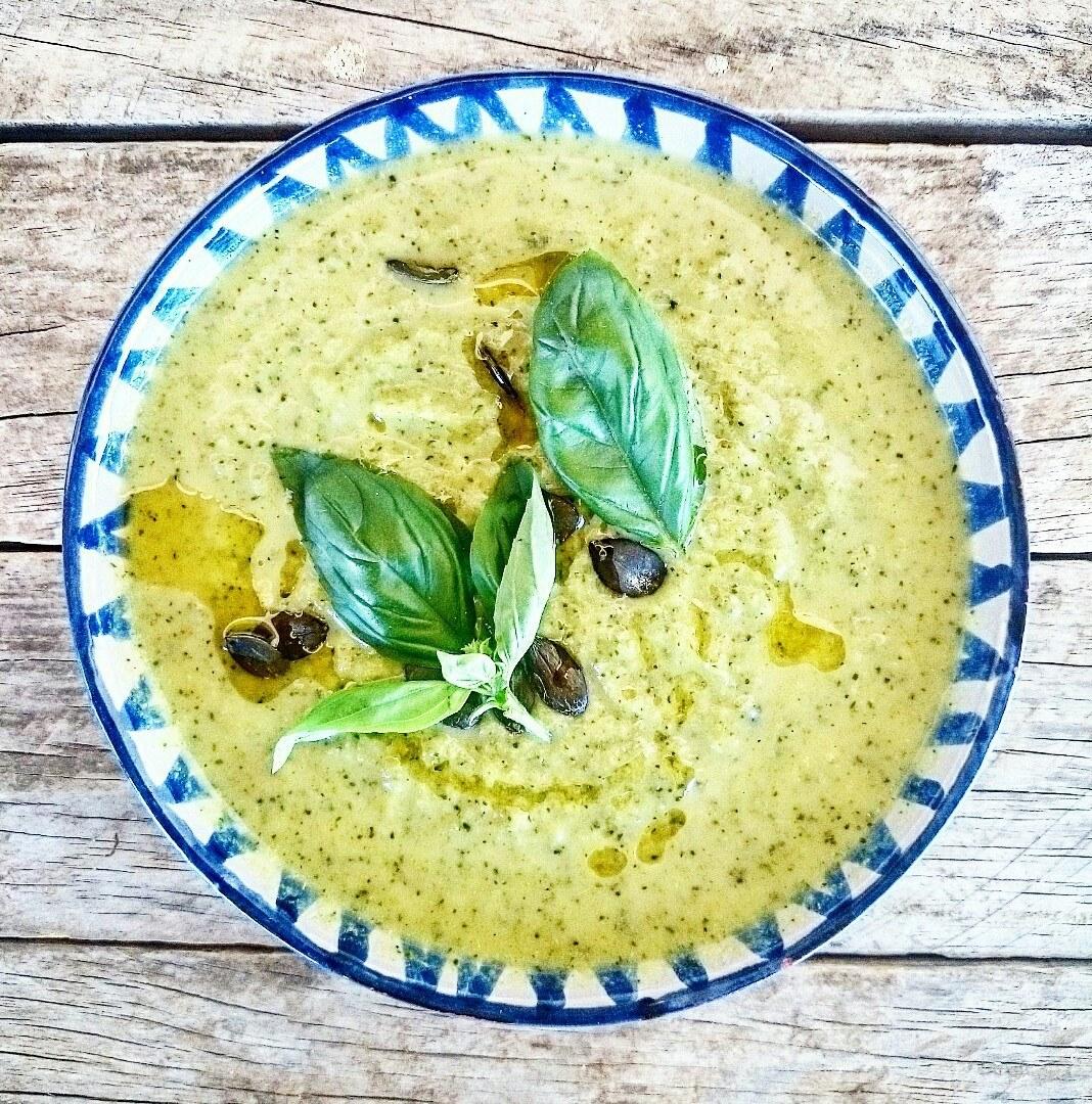 Crema de bimi cuenco