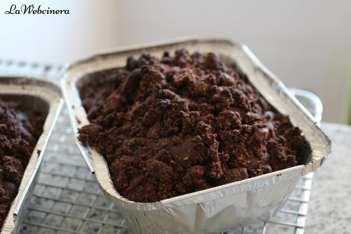 Coca de magdalena de chocolate