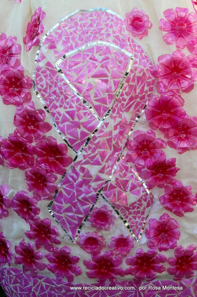 Ofrenda valenciana a las botellas de plástico