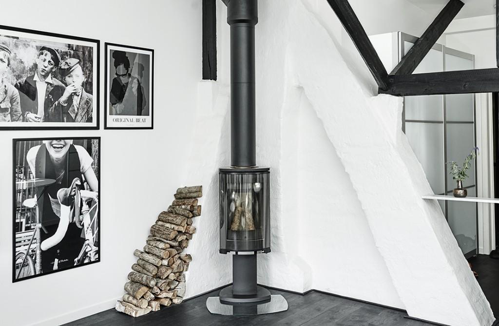 Apartamento Nórdico Chimenea Blanco y Negro