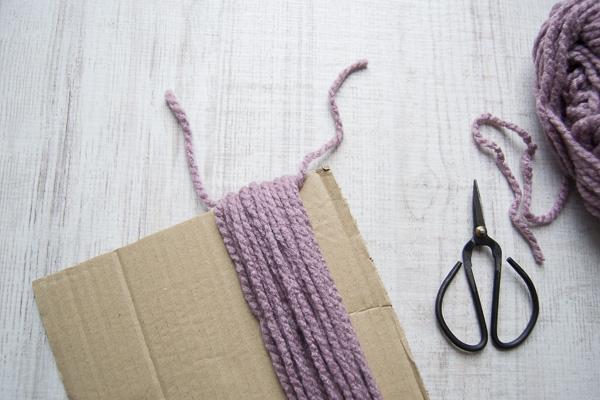 diy_cambio_look_manta_borlas_blog_ana_pla_interiorismo_decoracion_4