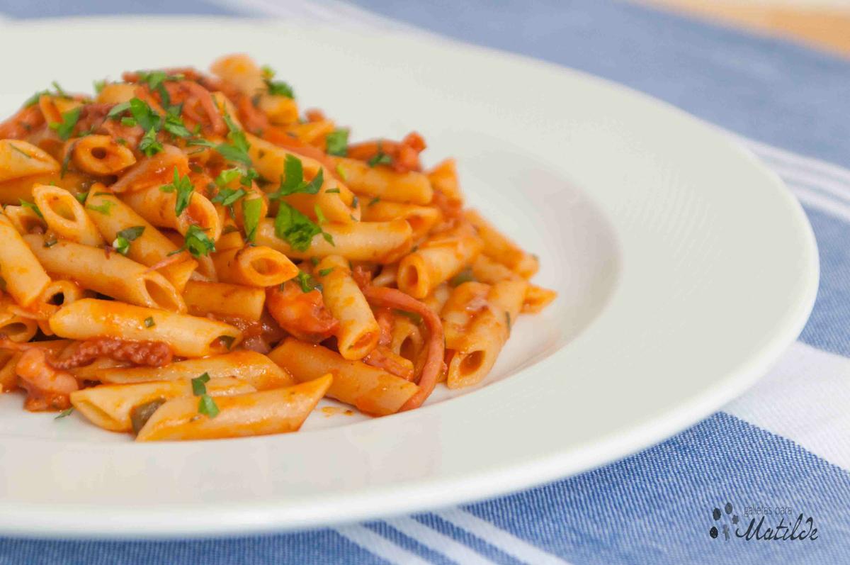 Pasta con chipirones