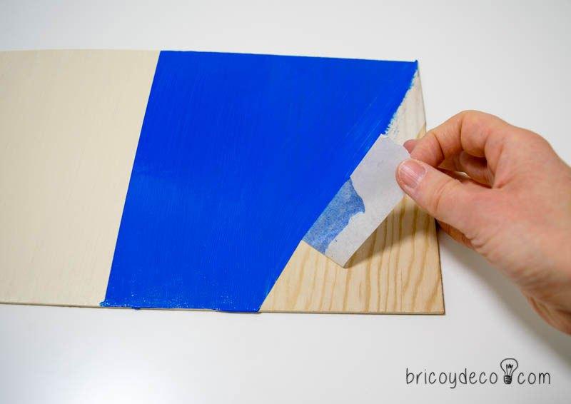 truco para pintar líneas perfectas con cinta de carrocero