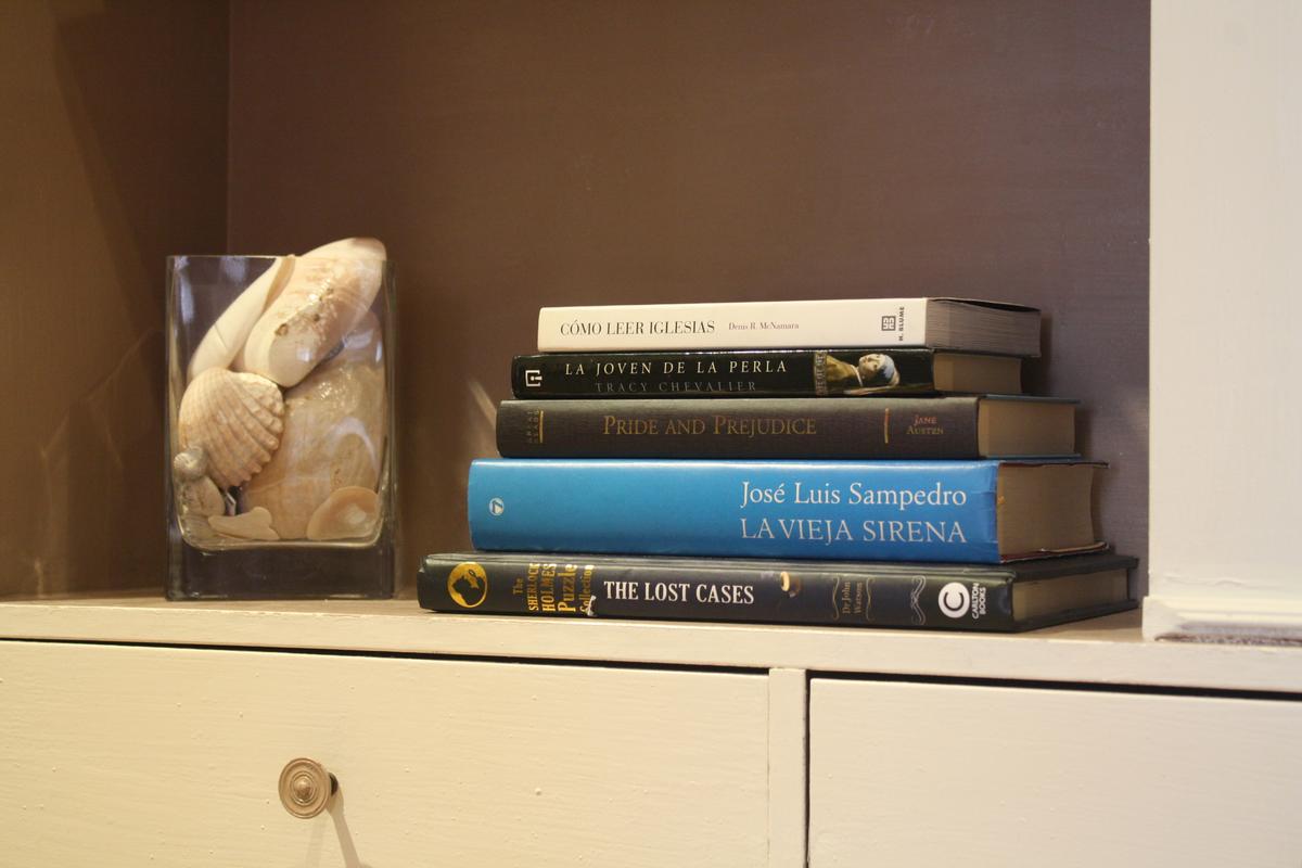 detalle estantería vintage