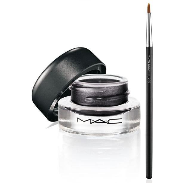 MAC-Chromaline-Black-Black