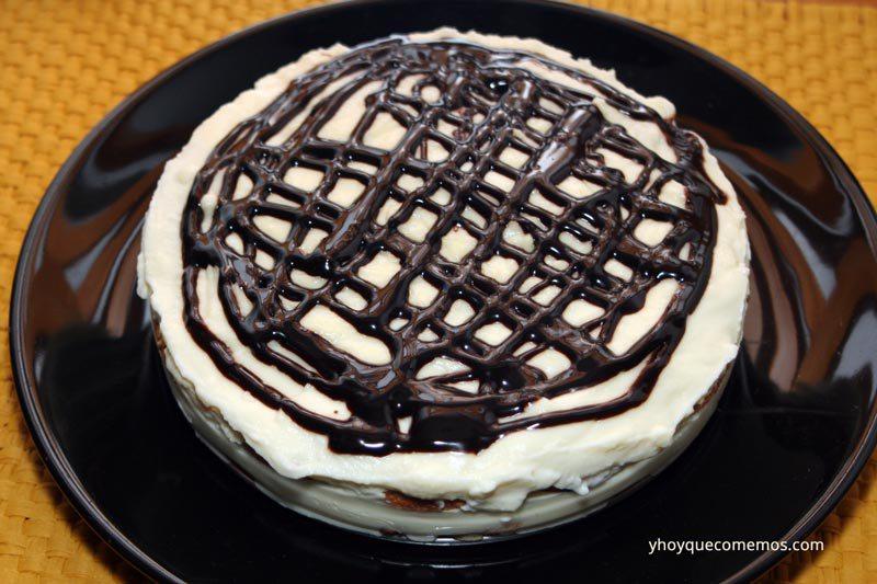 tarta-de-chocolate-blanco-y-galletas