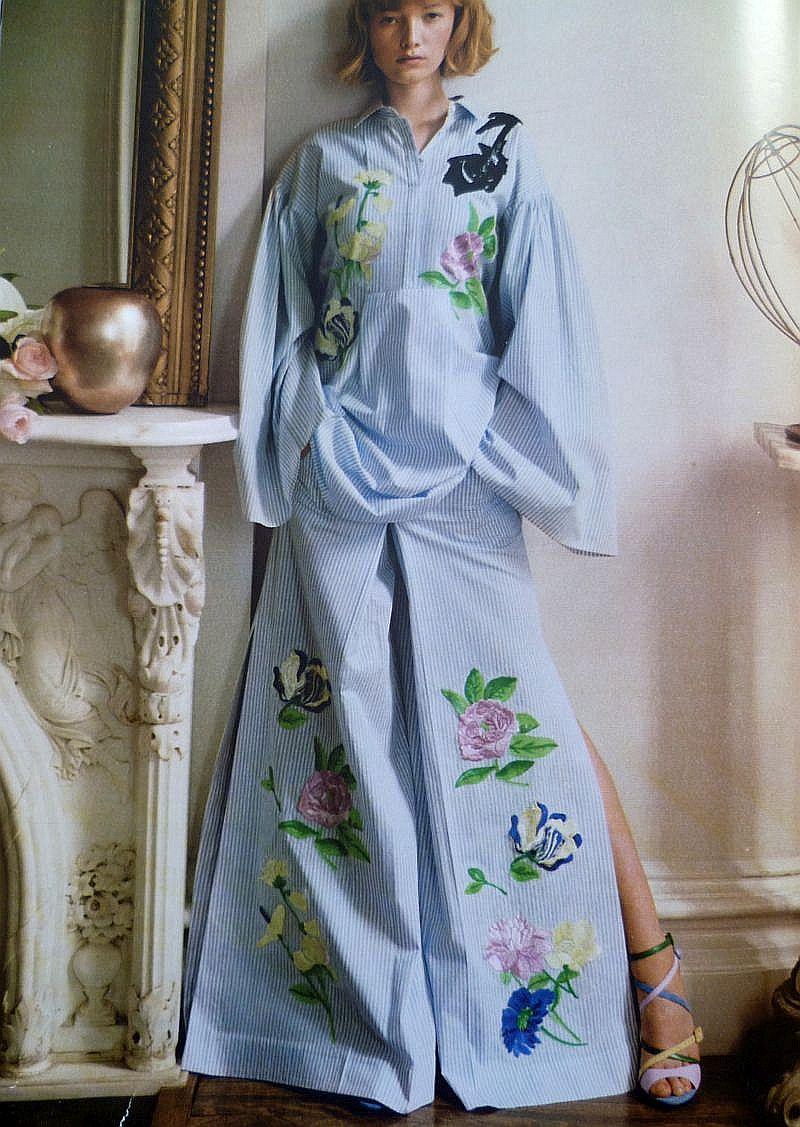 Las flores de la Primavera y el color Serenity de Blumarine