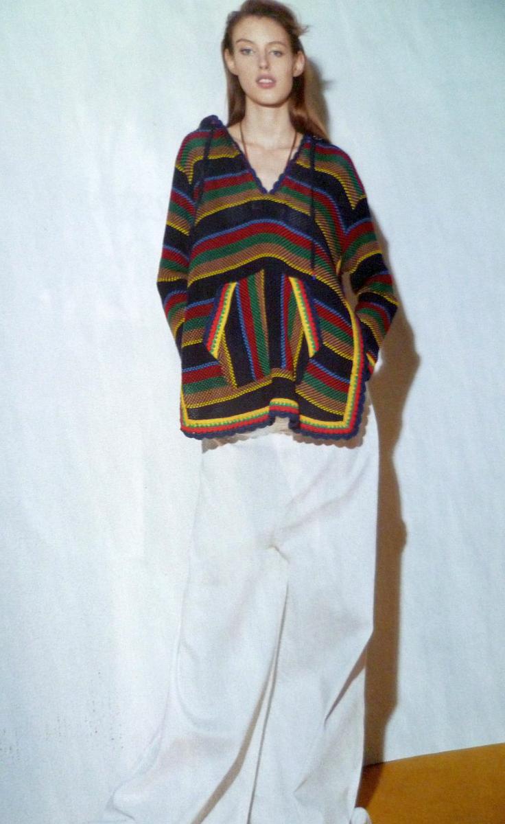 Y sihuen en Primavera los ponchos etnicos, este de Hilfiger Collection