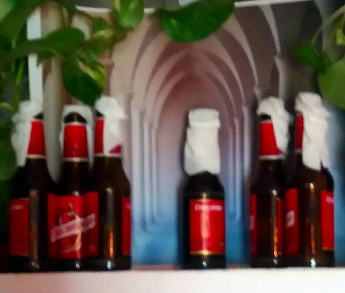 Costaleros de botellas