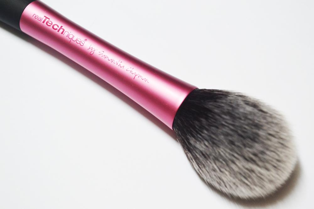 Real-Techniques-Blush-Brush-5