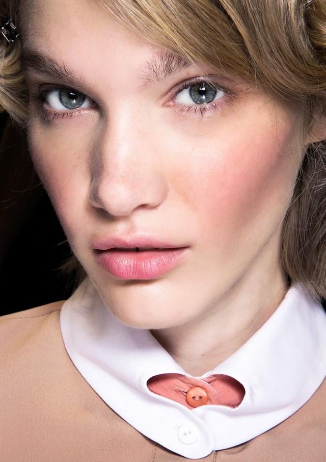 beauty-trend-forecast-what-to-expect-in-2016-1598431-1450241801.640x0c