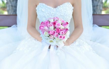 Bride and flowers.