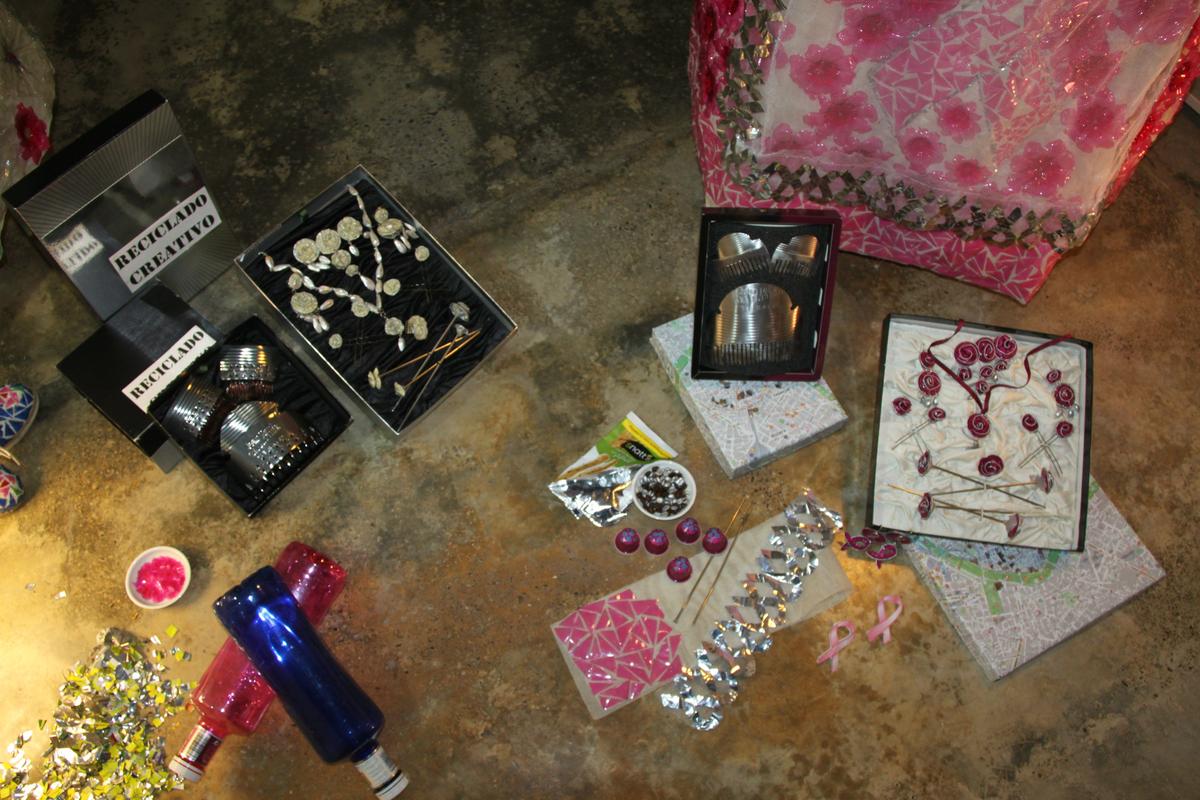 Exposición de vestidos de Reciclado Creativo del 15 al 19 de marzo de 2016