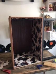 mueble Angel vaca con tela puesta ya